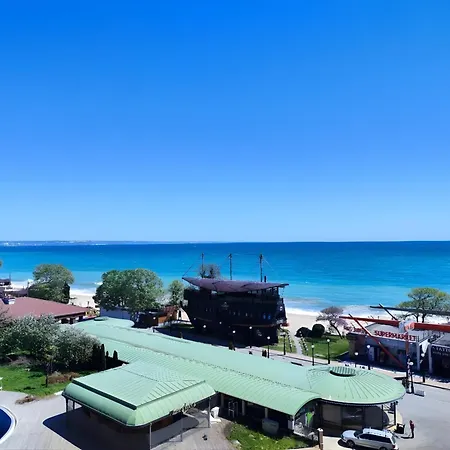 Family With Sea View & Pool In Zlatna Kotva Apartment Warna