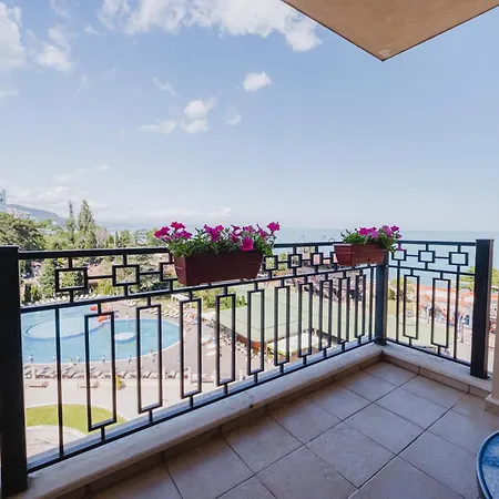 Family With Sea View & Pool In Zlatna Kotva 아파트 *